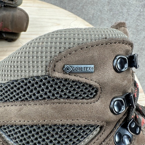 Vasque Breeze III GTX Mens 8 WIDE Hiking Boots Brown GORE-TEX Waterproof Vibram